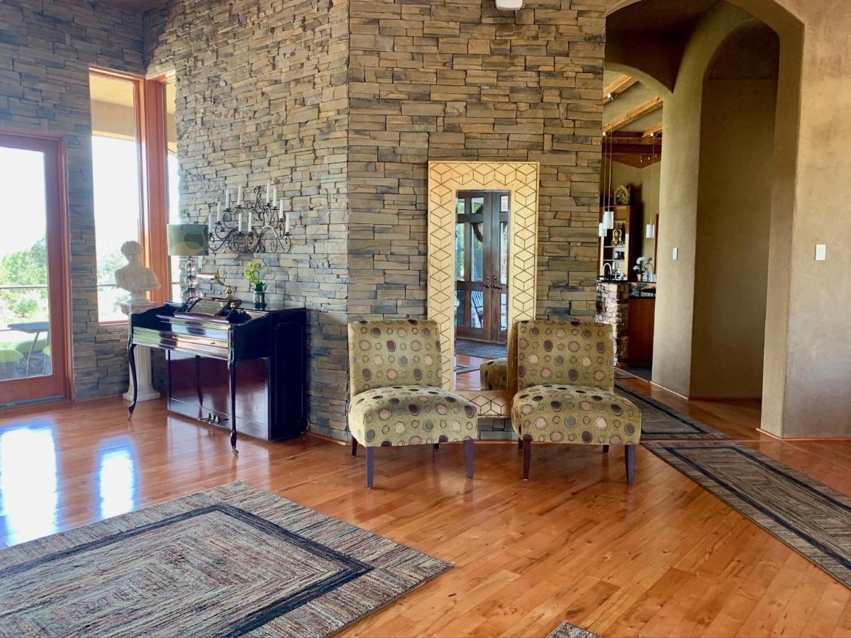 Villa Scenic Hill Country Retreat - Rhino Ranch New Braunfels Esterno foto