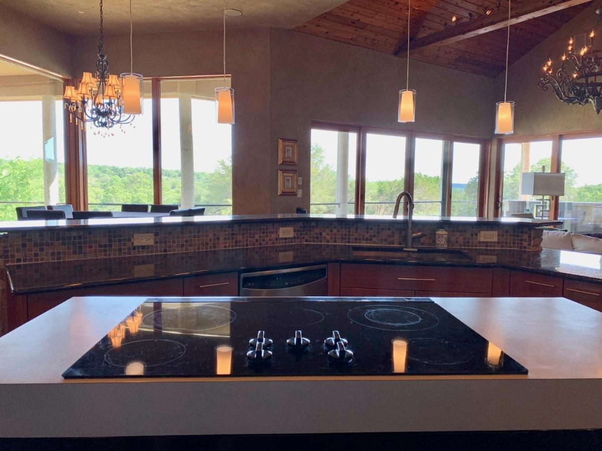 Villa Scenic Hill Country Retreat - Rhino Ranch New Braunfels Esterno foto