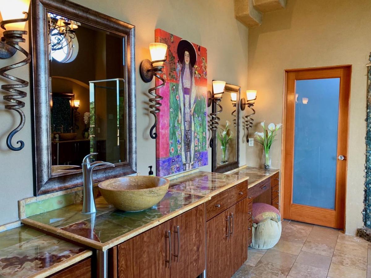 Villa Scenic Hill Country Retreat - Rhino Ranch New Braunfels Esterno foto