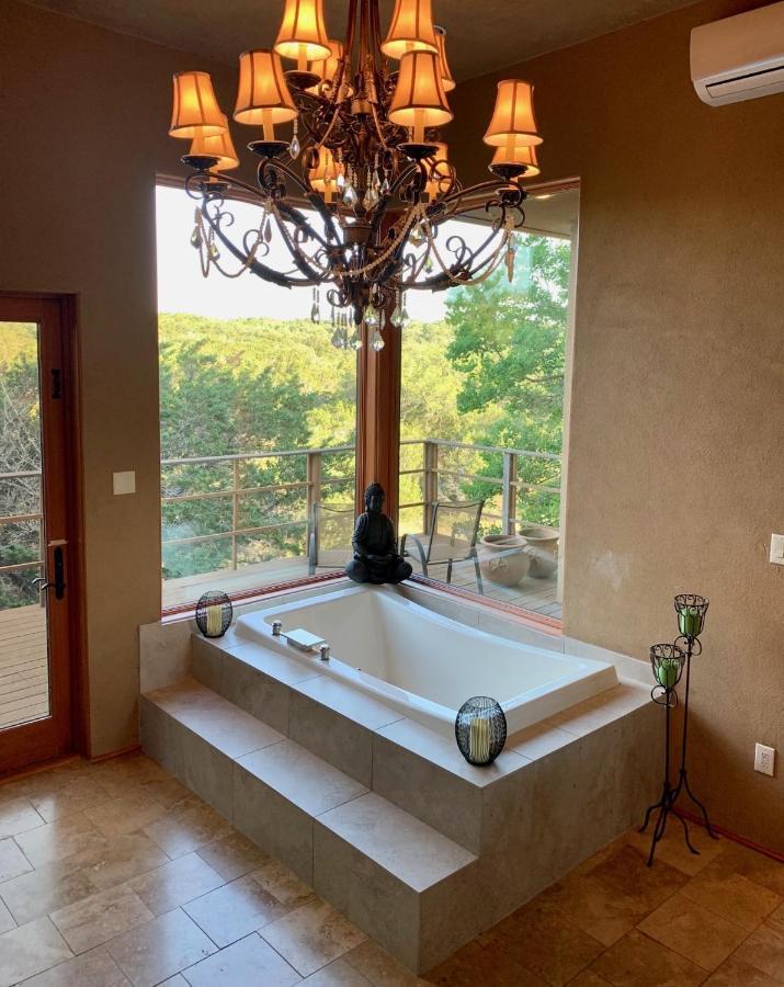 Villa Scenic Hill Country Retreat - Rhino Ranch New Braunfels Esterno foto