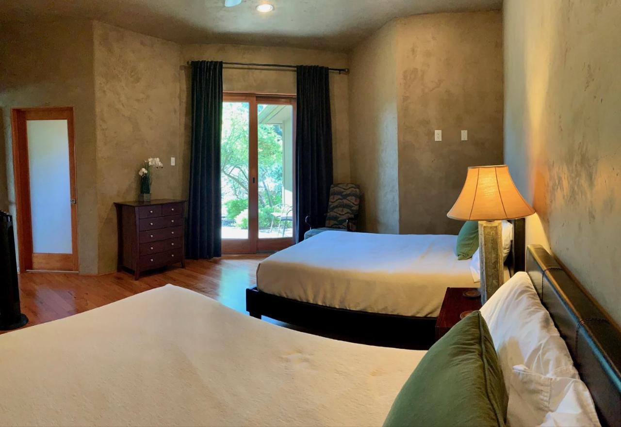 Villa Scenic Hill Country Retreat - Rhino Ranch New Braunfels Esterno foto