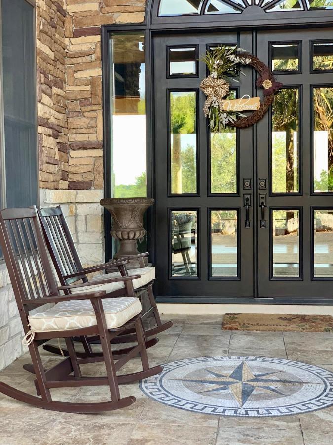Villa Scenic Hill Country Retreat - Rhino Ranch New Braunfels Esterno foto