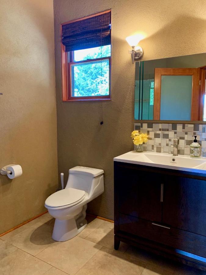 Villa Scenic Hill Country Retreat - Rhino Ranch New Braunfels Esterno foto