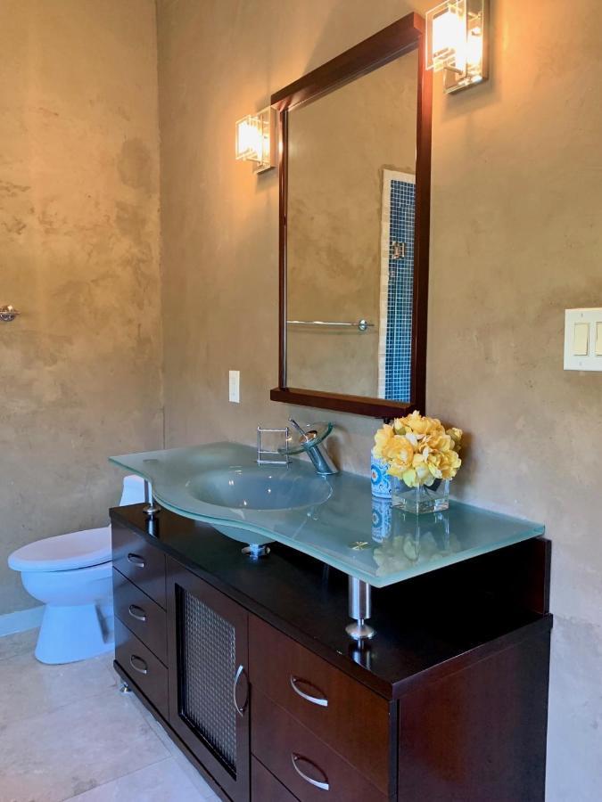 Villa Scenic Hill Country Retreat - Rhino Ranch New Braunfels Esterno foto