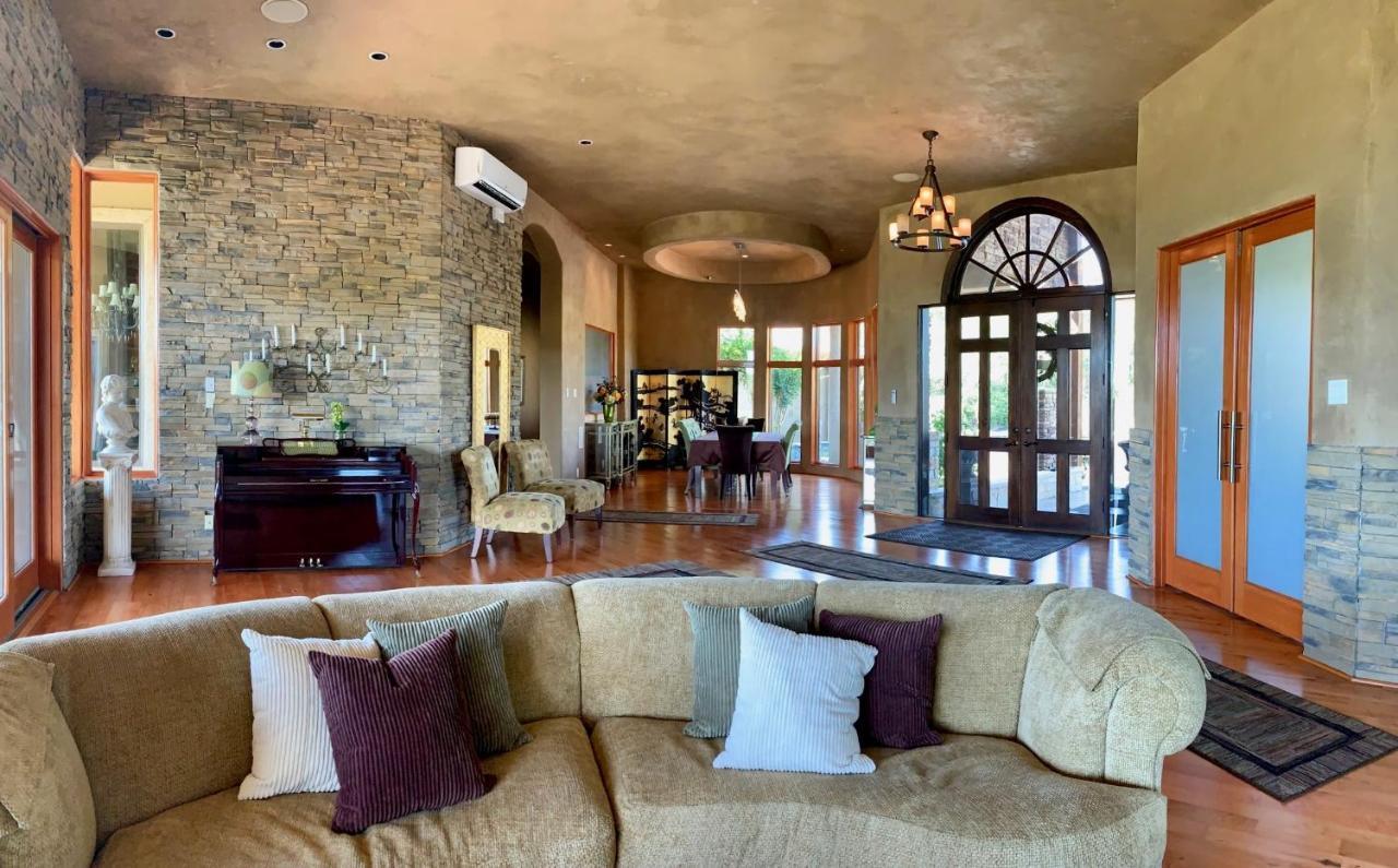 Villa Scenic Hill Country Retreat - Rhino Ranch New Braunfels Esterno foto