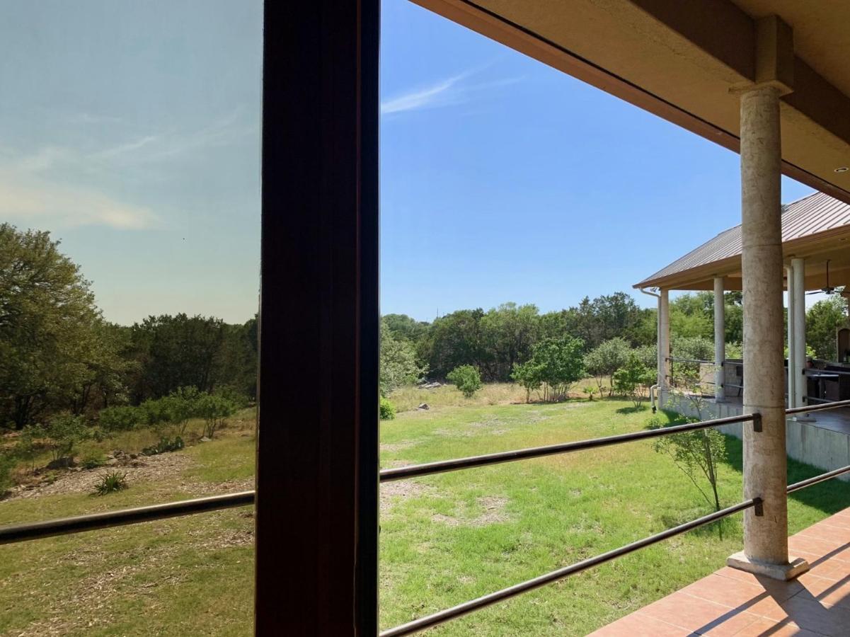 Villa Scenic Hill Country Retreat - Rhino Ranch New Braunfels Esterno foto