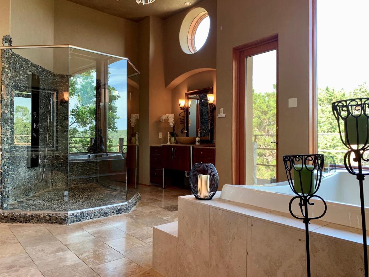 Villa Scenic Hill Country Retreat - Rhino Ranch New Braunfels Esterno foto