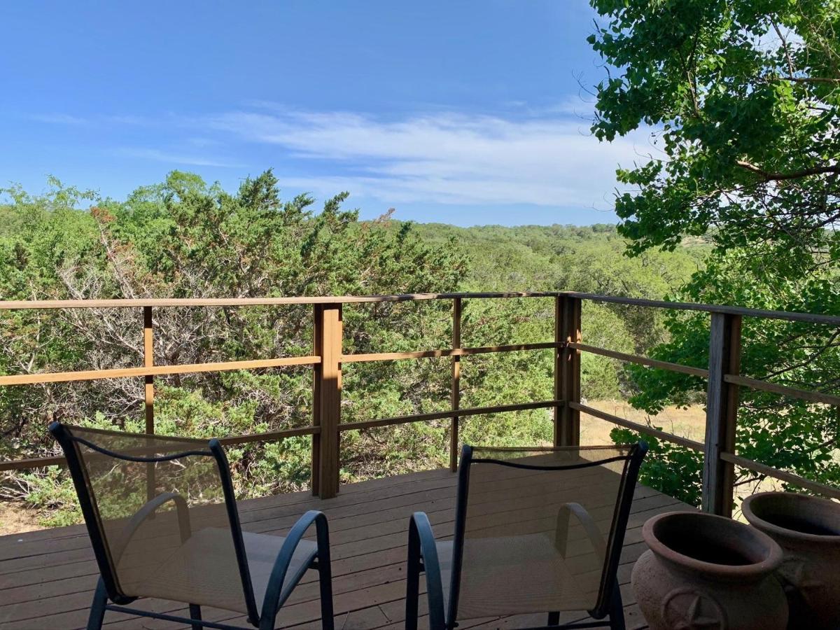 Villa Scenic Hill Country Retreat - Rhino Ranch New Braunfels Esterno foto