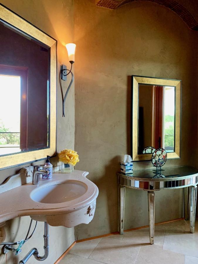 Villa Scenic Hill Country Retreat - Rhino Ranch New Braunfels Esterno foto